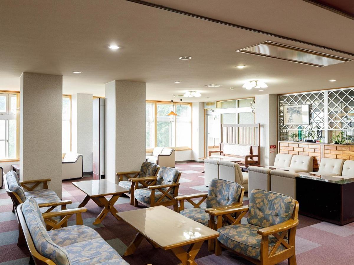 Hotel Iwasuge Яманучи Екстериор снимка